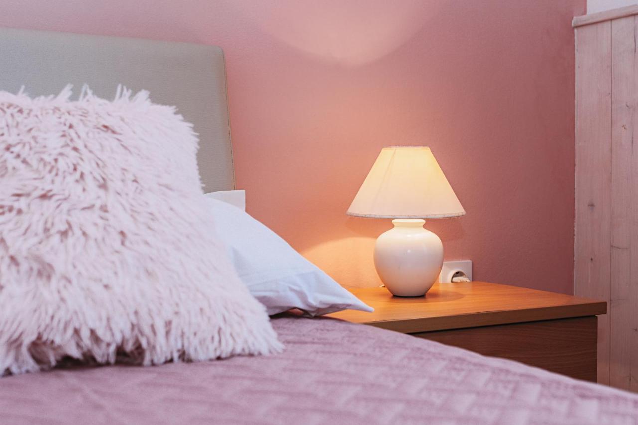 Rooms Emilija Božava エクステリア 写真